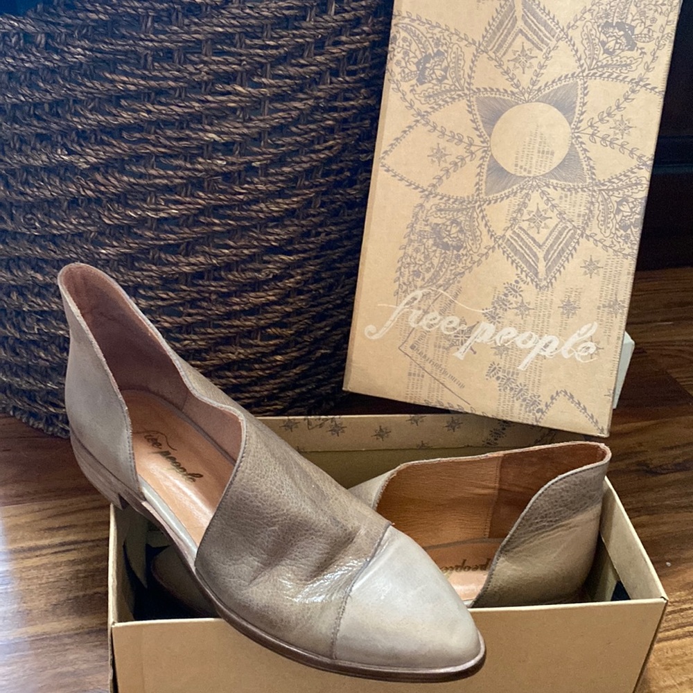 Free People Royale Flat - Grey, 41 (10)